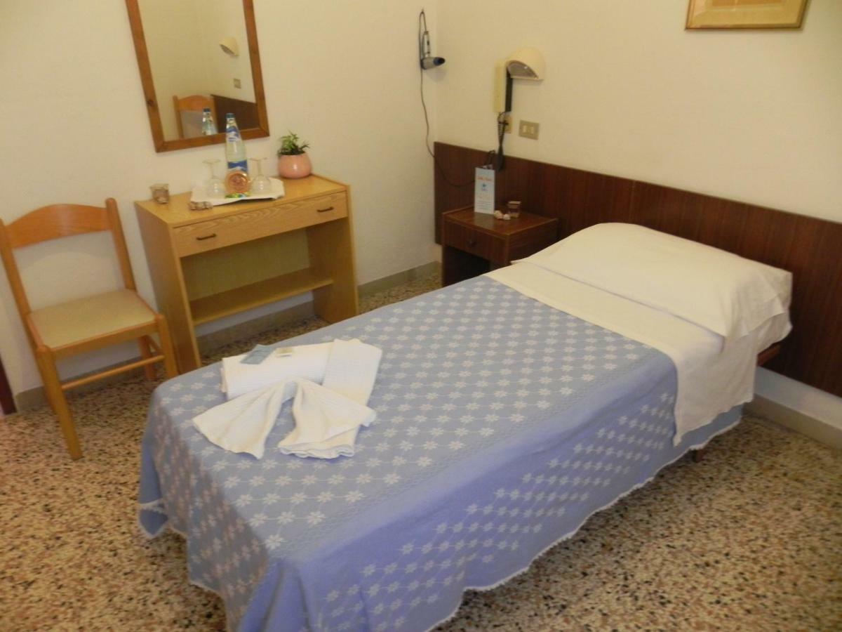 Stella Maris Hotel 2*